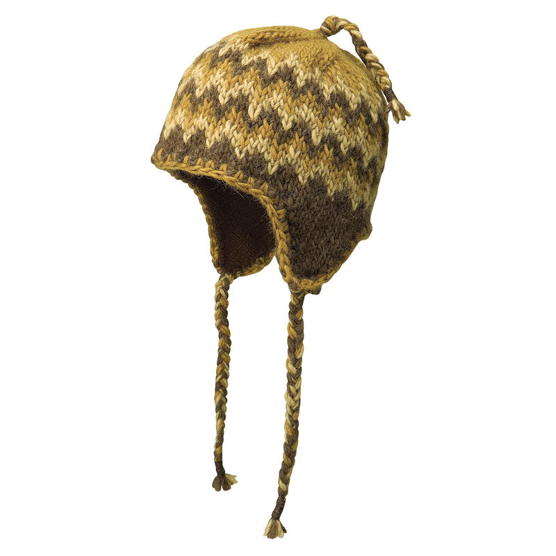 Toque with flaps clearance