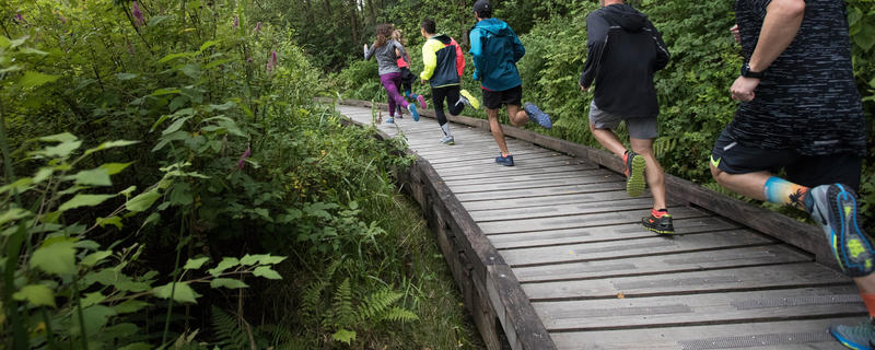 16_CM_0061_Fall_Running_Hero_5x2_FA.jpg